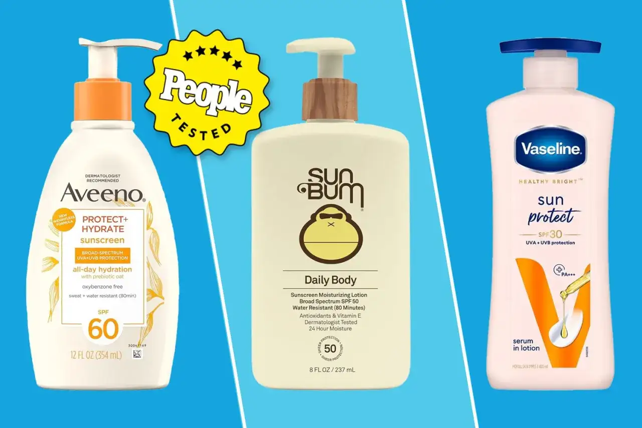 Tre flaskor solskydd: Aveeno, Sun Bum och Vaseline. Perfekt f&ouml;r att skydda huden mot solen, &auml;ven om du anv&auml;nder body lotion i ansiktet.